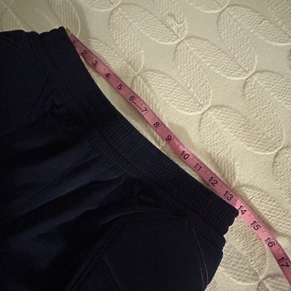 NWOT Kelme size L men’s navy padded goalkeeper shorts. - Picture 11 of 13